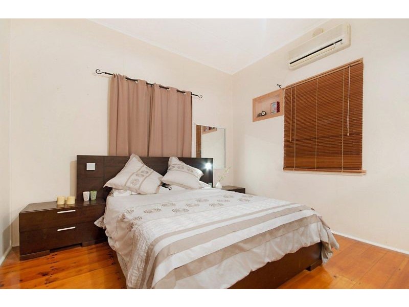 8a Fourth Avenue, South Townsville QLD 4810