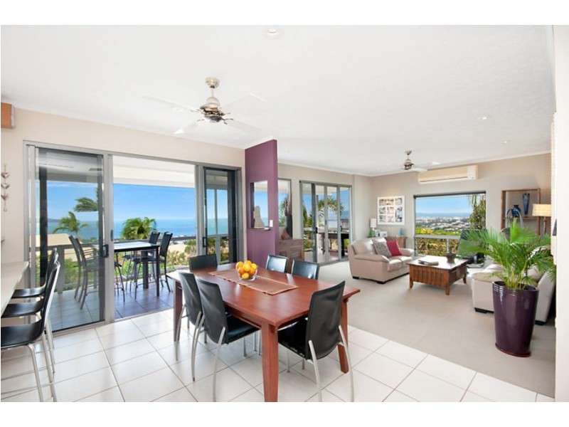 4 Edinburgh Court, Castle Hill QLD 4810