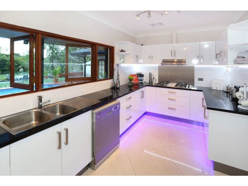 588 Ross River Road, Cranbrook QLD 4814