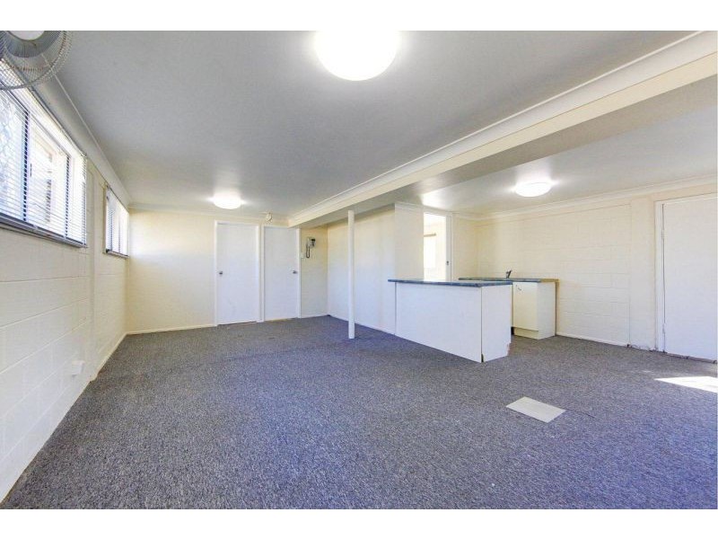 2 Allunga Street, Kelso QLD 4815