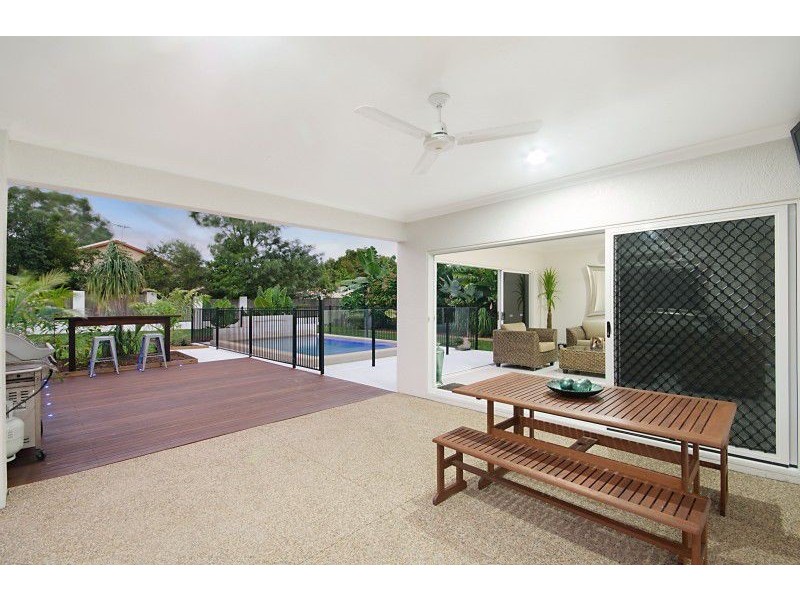 371 Garland Road, Bushland Beach QLD 4818