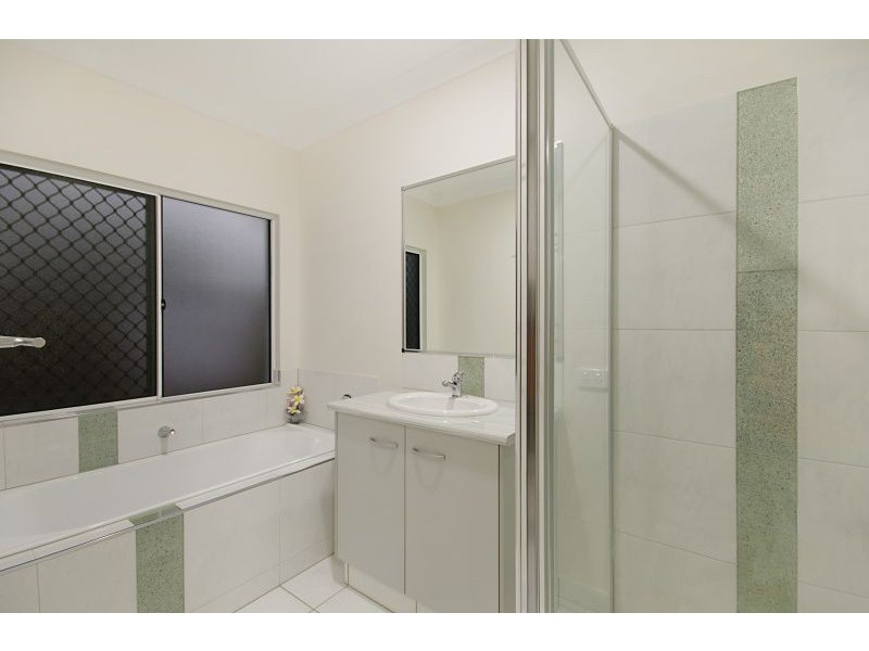 371 Garland Road, Bushland Beach QLD 4818