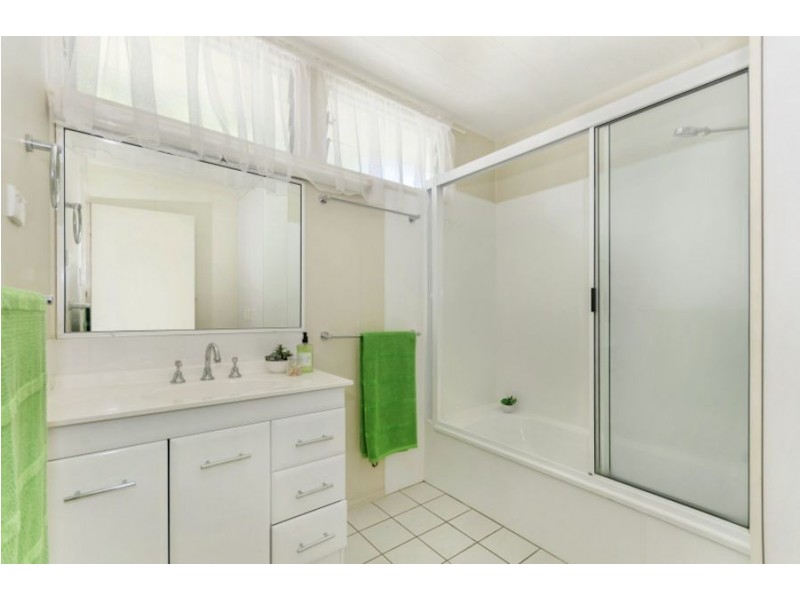 14 Frangipani Street, Cranbrook QLD 4814