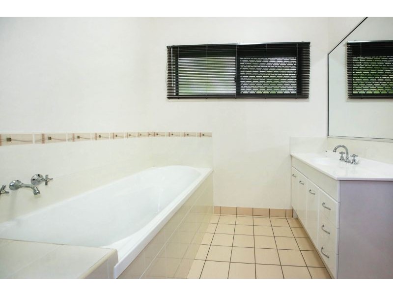 17 Summerlake Circuit, Idalia QLD 4811