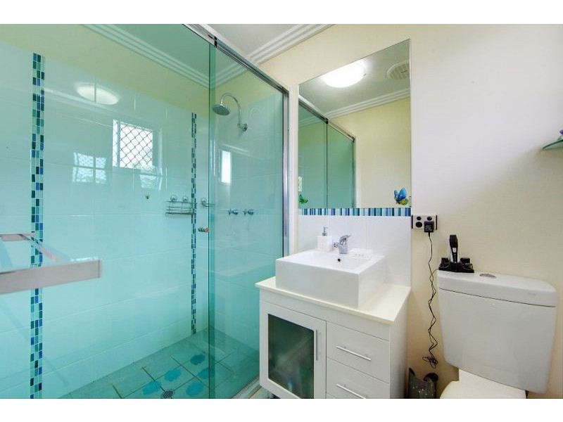 77 Daintree, Bushland Beach QLD 4818