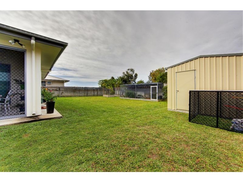 77 Daintree, Bushland Beach QLD 4818