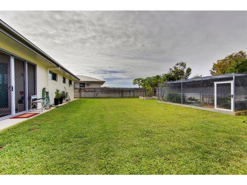 77 Daintree, Bushland Beach QLD 4818