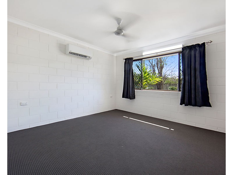 2/10 Einasleigh Crescent, Pimlico QLD 4812