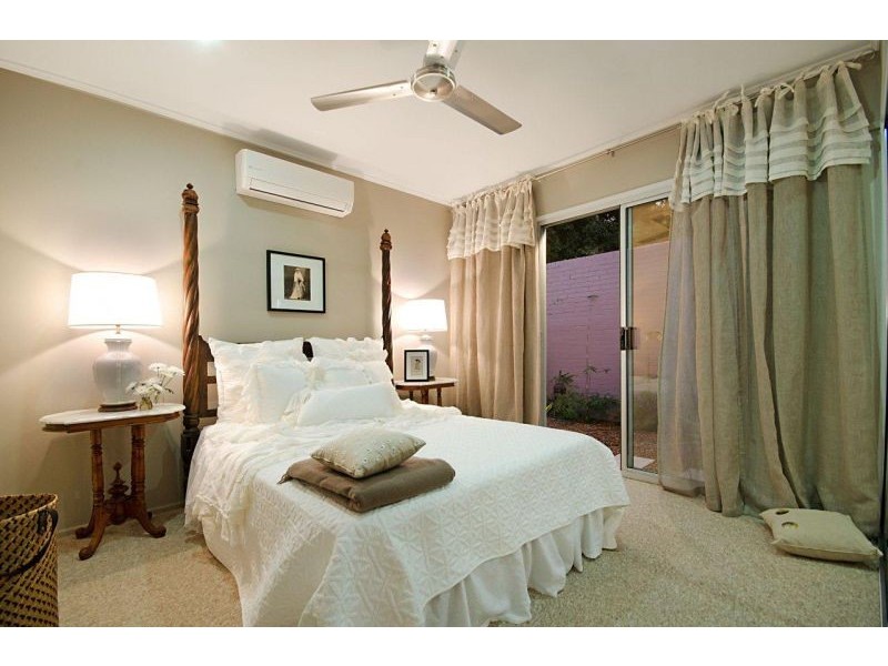 11 De Courcey Street, Mundingburra QLD 4812