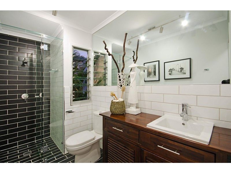 11 De Courcey Street, Mundingburra QLD 4812