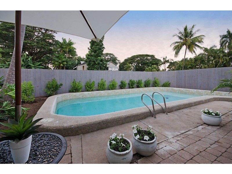 11 De Courcey Street, Mundingburra QLD 4812