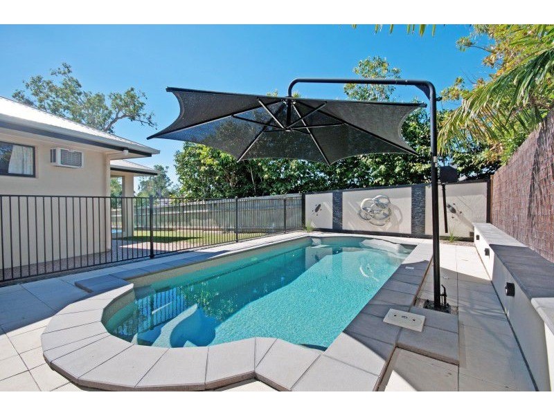 30 Seabrook Circuit, Bushland Beach QLD 4818