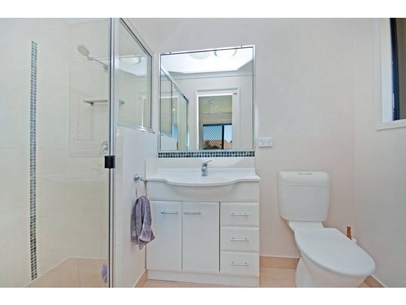 30 Seabrook Circuit, Bushland Beach QLD 4818