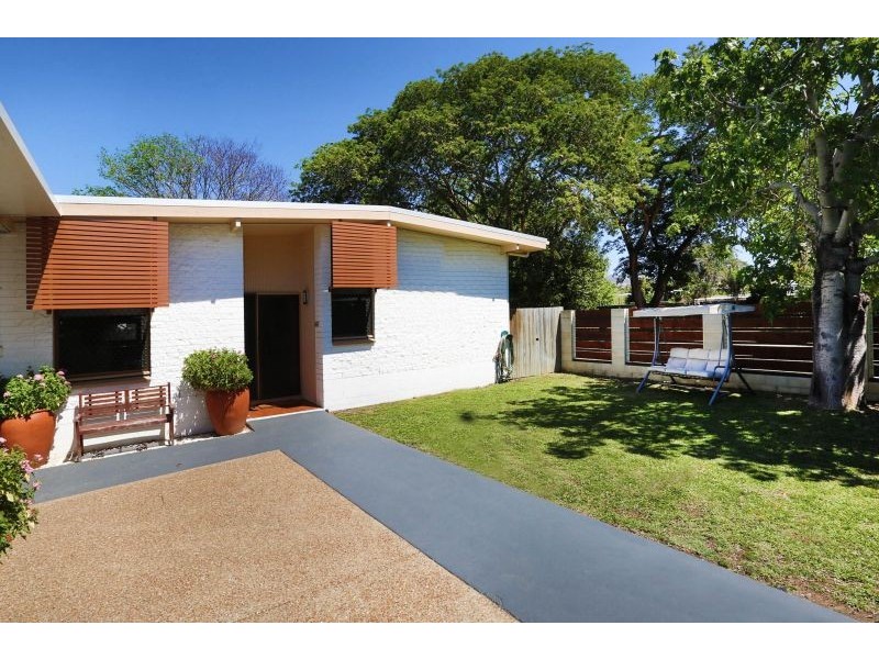 12 Choonda Street, Cranbrook QLD 4814