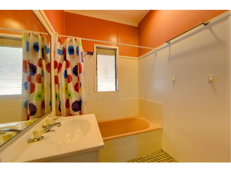 219 Pavia Drive, Nome QLD 4816