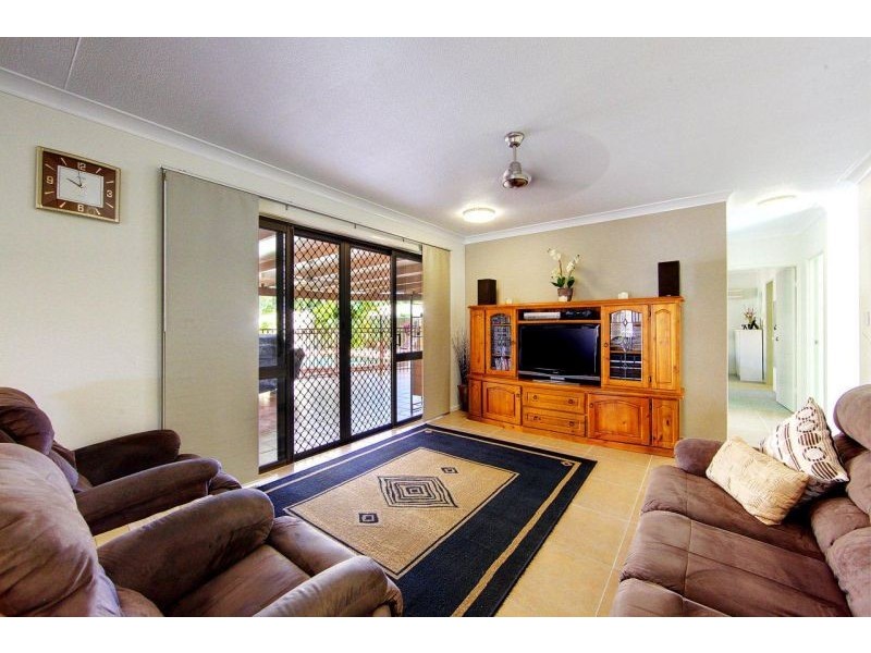 6 Capri Court, Heatley QLD 4814