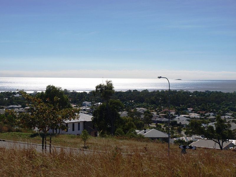 84 Goicoechea Drive, Bushland Beach QLD 4818