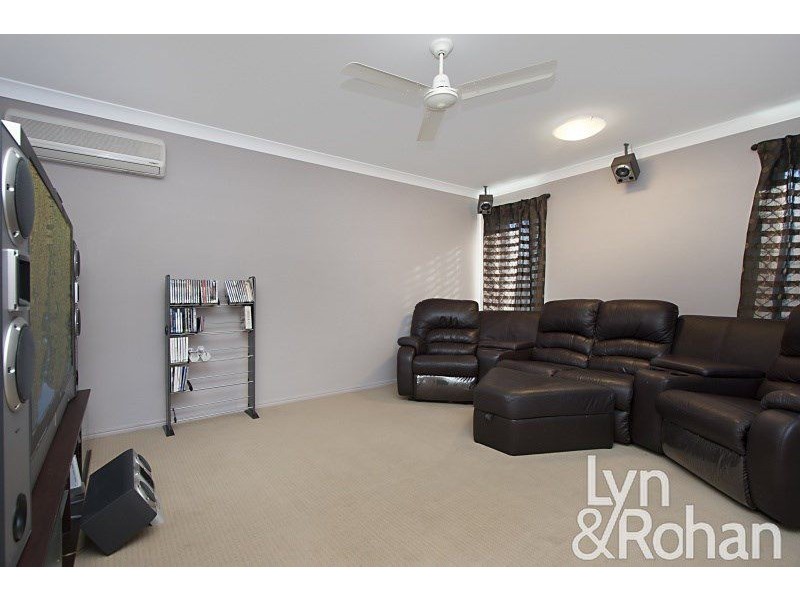 28 Tambo Court, Mount Louisa QLD 4814