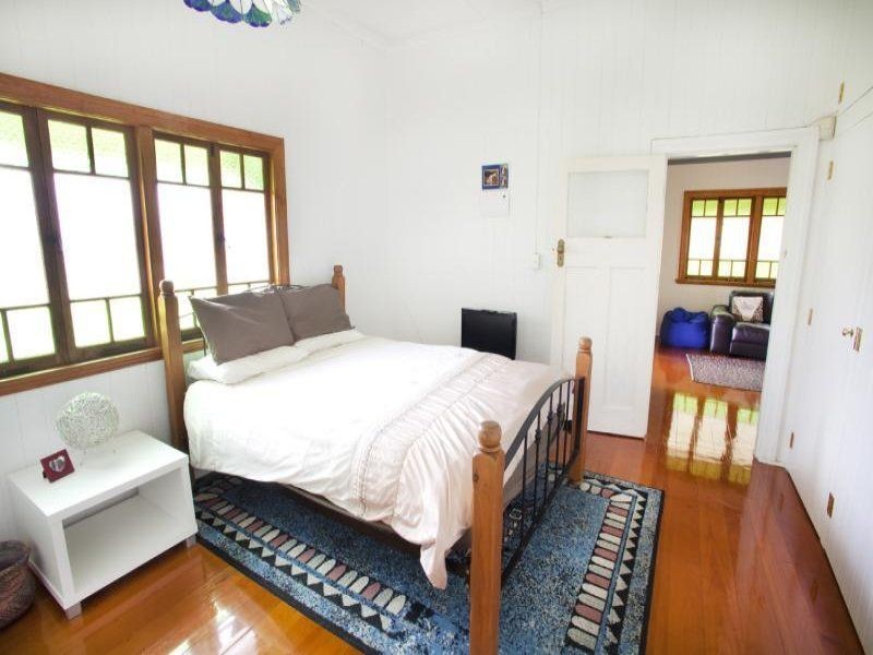 52 Norris Street, Hermit Park QLD 4812