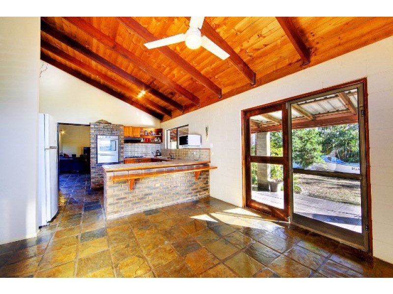 14 Mt Clifton Court, Alligator Creek QLD 4816