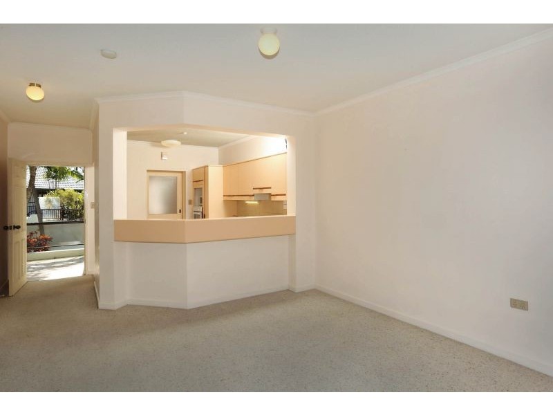 36/7 Hale Street, North Ward QLD 4810