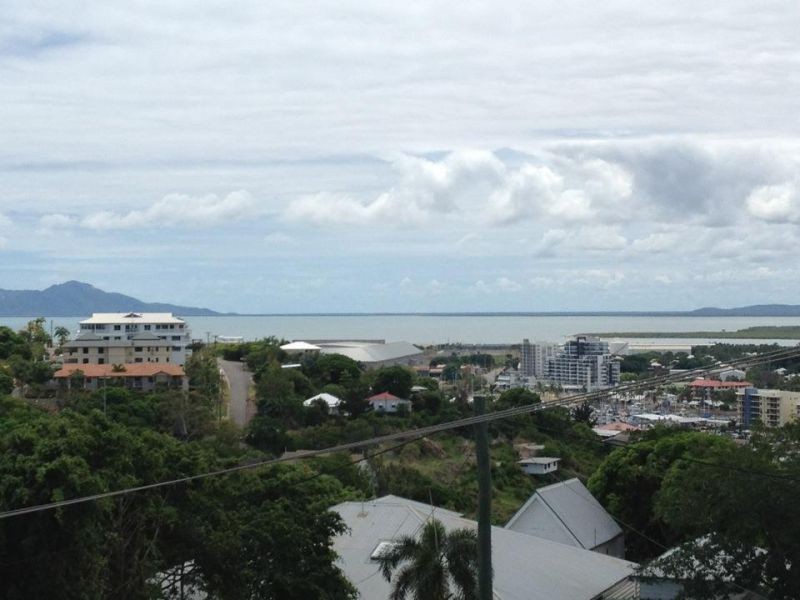 36/7 Hale Street, North Ward QLD 4810