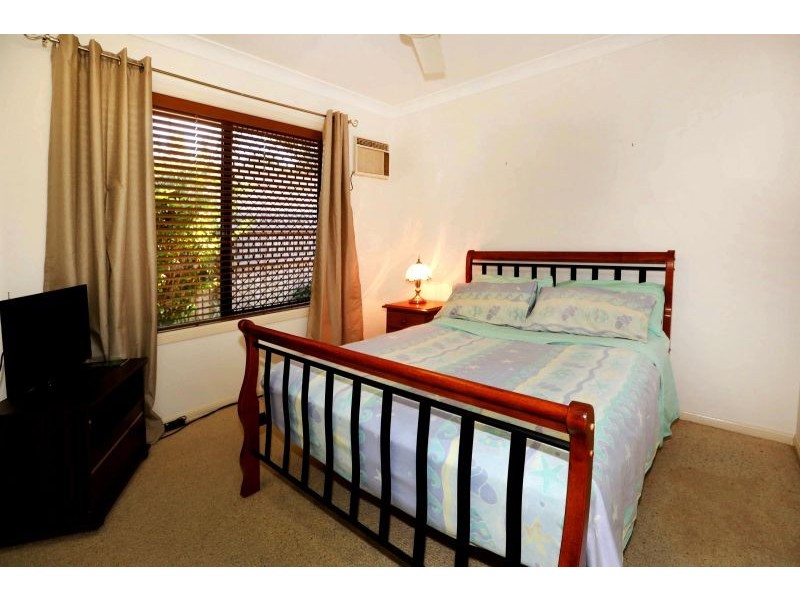 12 Squires Crescent, Kirwan QLD 4817