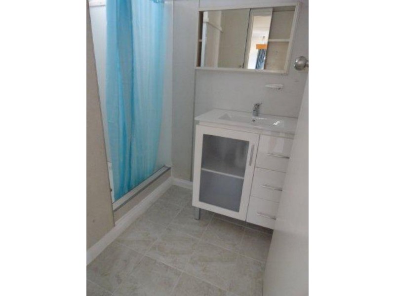 2/16 Bayswater Terrace, Hyde Park QLD 4812