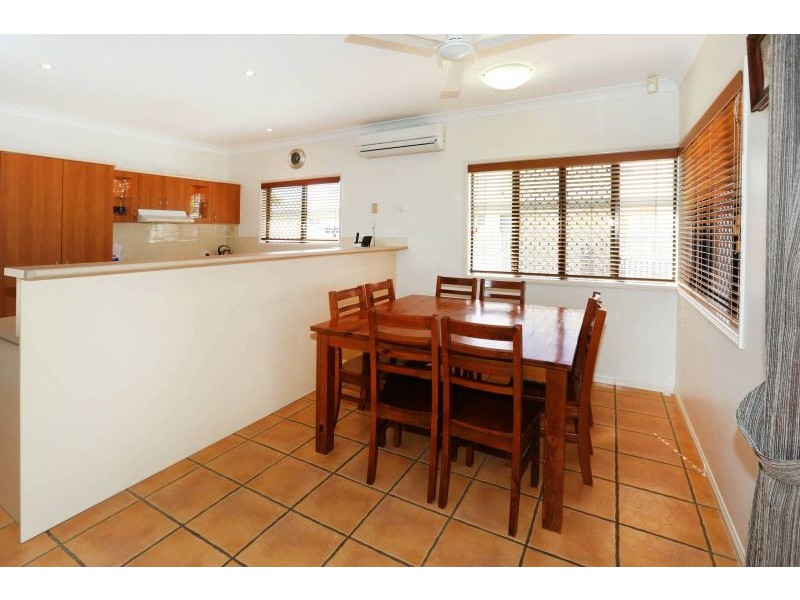 5 Earl Circuit, Kirwan QLD 4817
