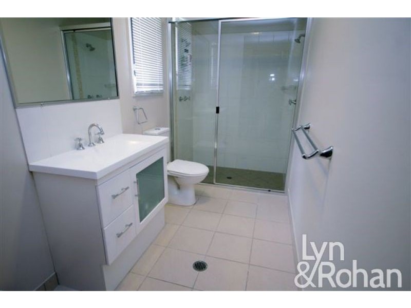 40 Mount Low Parkway, Mount Low QLD 4818