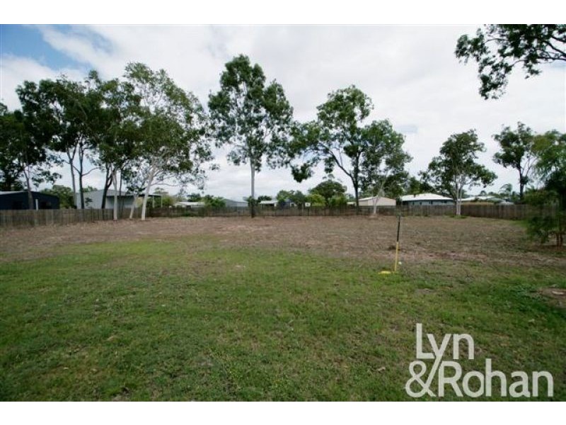 40 Mount Low Parkway, Mount Low QLD 4818