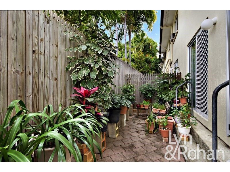 1/5 Soule Street, Hermit Park QLD 4812