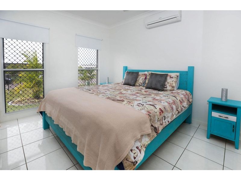 11 Tahlia Circuit, Mount Louisa QLD 4814