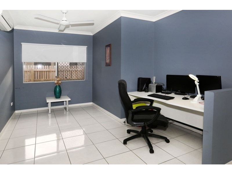 11 Tahlia Circuit, Mount Louisa QLD 4814