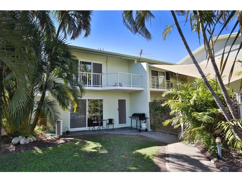 2/20 Cameron Street, Railway Estate QLD 4810