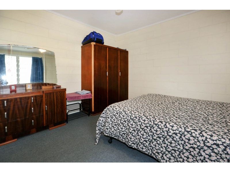 20 Palmerston, Pimlico QLD 4812