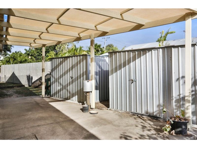 20 Palmerston, Pimlico QLD 4812