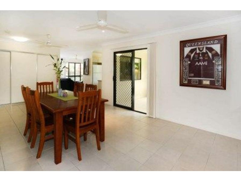 33 Wexford Cres, Mount Low QLD 4818