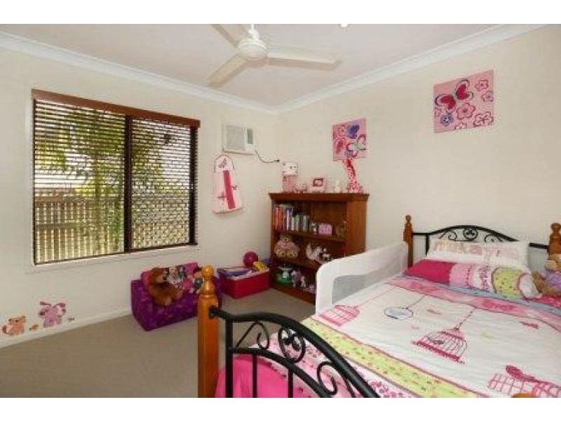 33 Wexford Cres, Mount Low QLD 4818