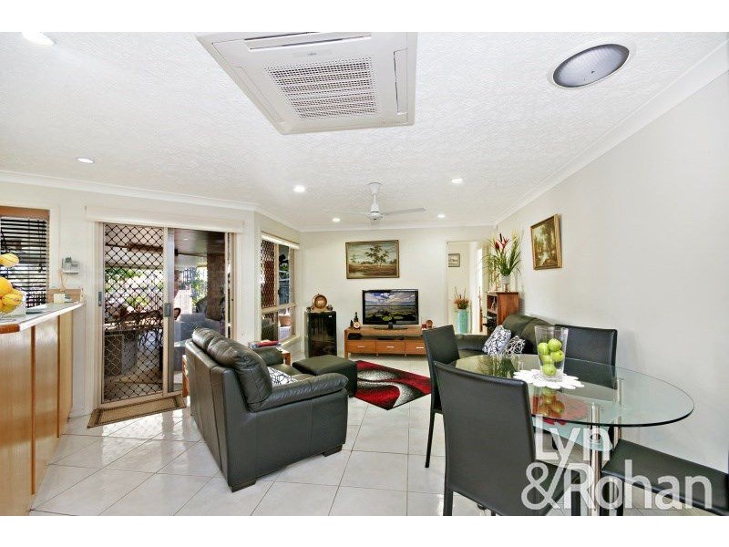 10 Preston Court, Kirwan QLD 4817