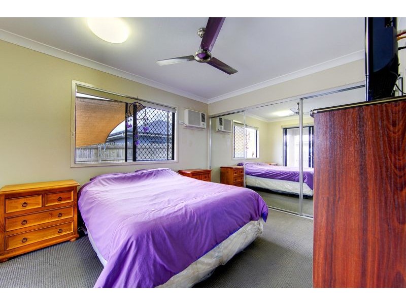 17 Kroymans Drive, Mount Louisa QLD 4814