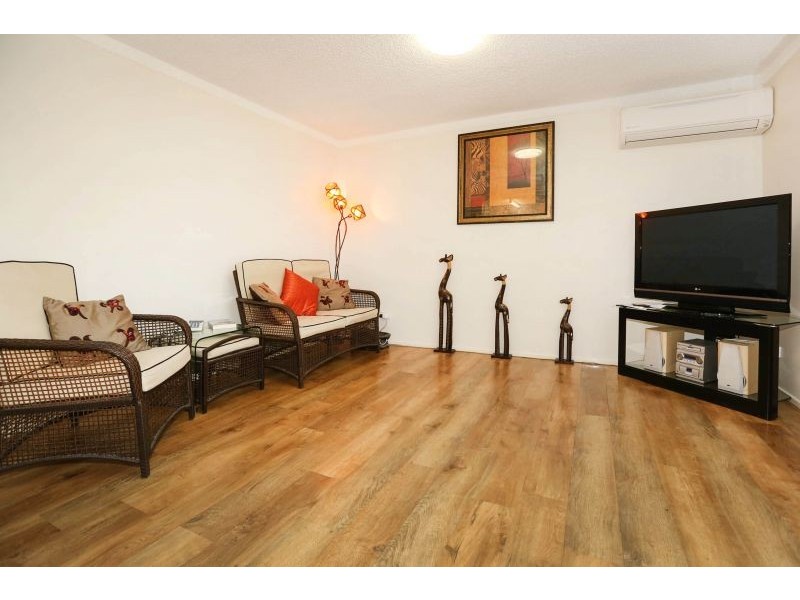 3/12 The Avenue, Hermit Park QLD 4812