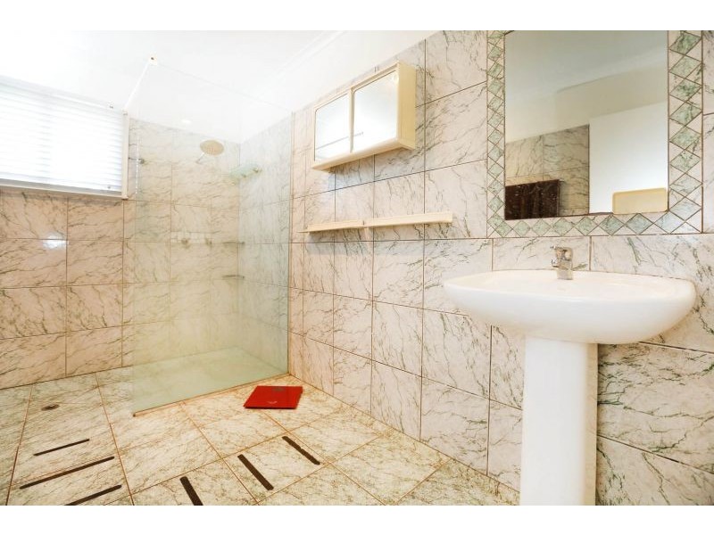 18 Eyre Street, North Ward QLD 4810