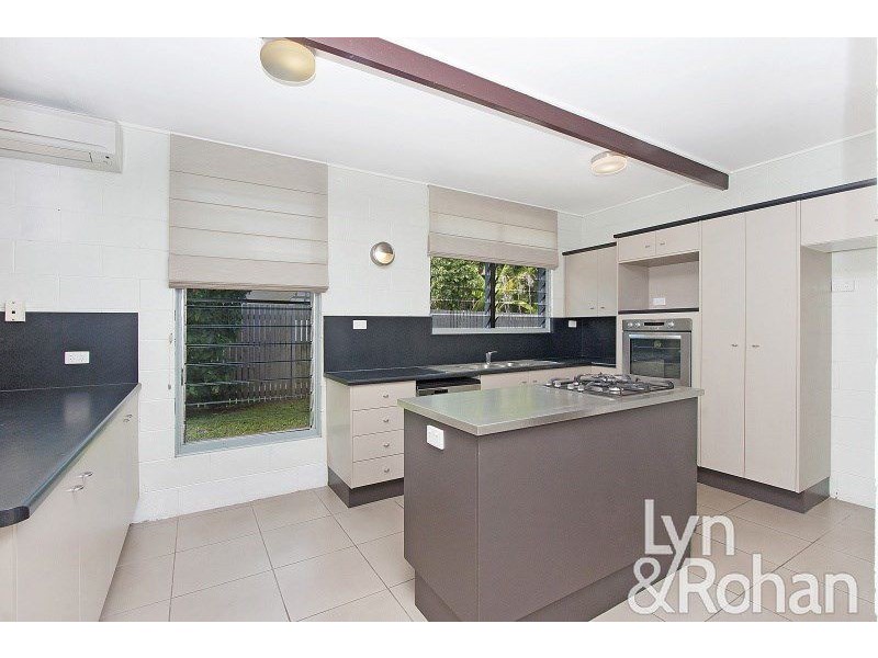 8 Maskell Street, Pallarenda QLD 4810