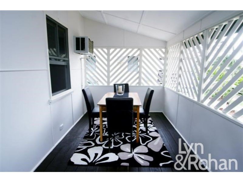 24 Hubert Street, South Townsville QLD 4810