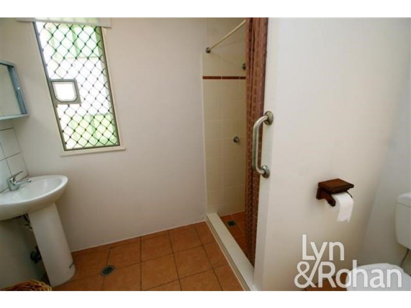 24 Hubert Street, South Townsville QLD 4810