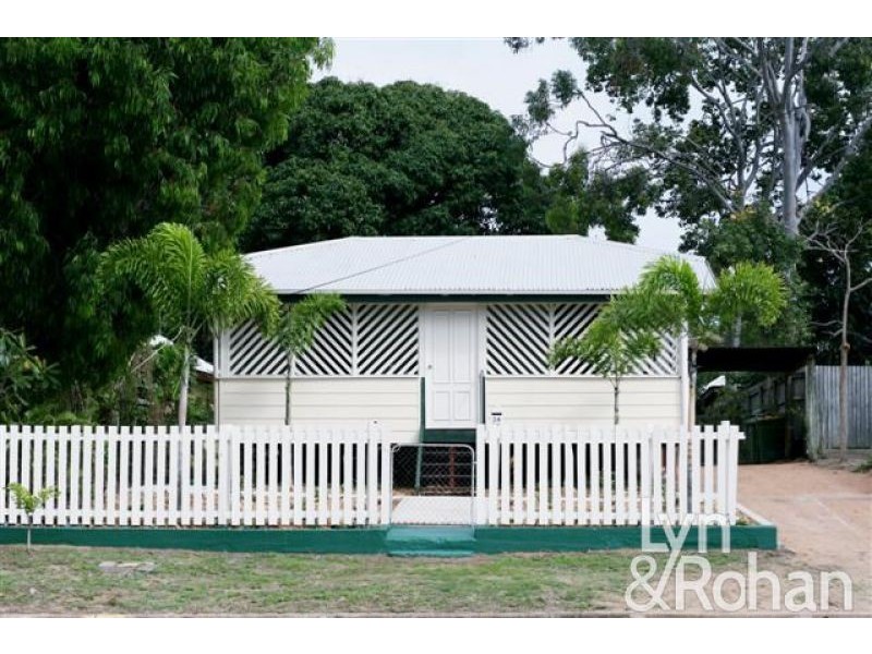 24 Hubert Street, South Townsville QLD 4810