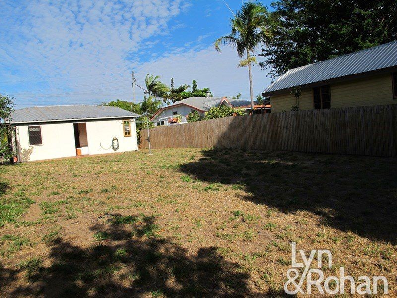 24 Hubert Street, South Townsville QLD 4810