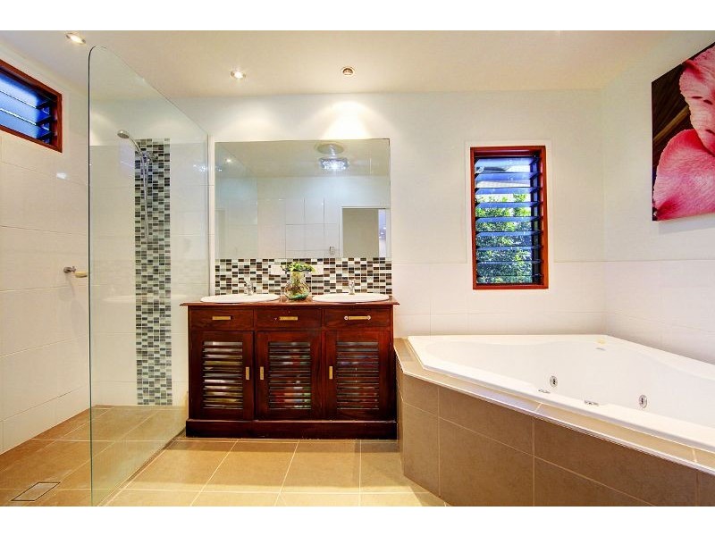 54 Hooper Street, Belgian Gardens QLD 4810