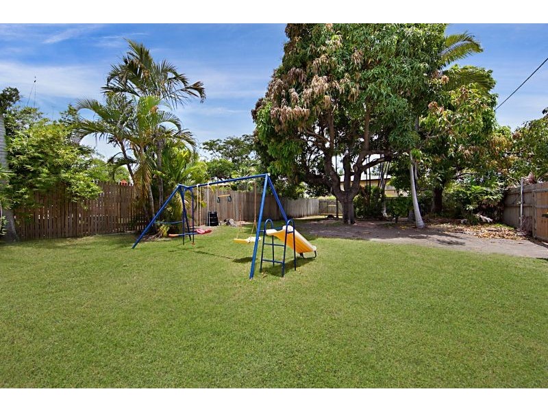 240 Boundary Street, South Townsville QLD 4810